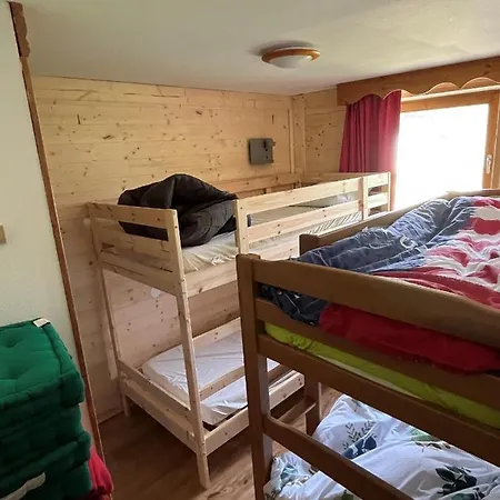 8 Personnes Au Pied Des Pistes *